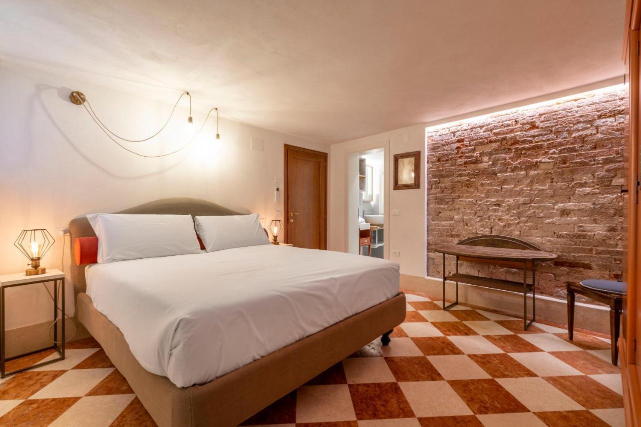 San Silvestro House Apartment Венеция Екстериор снимка
