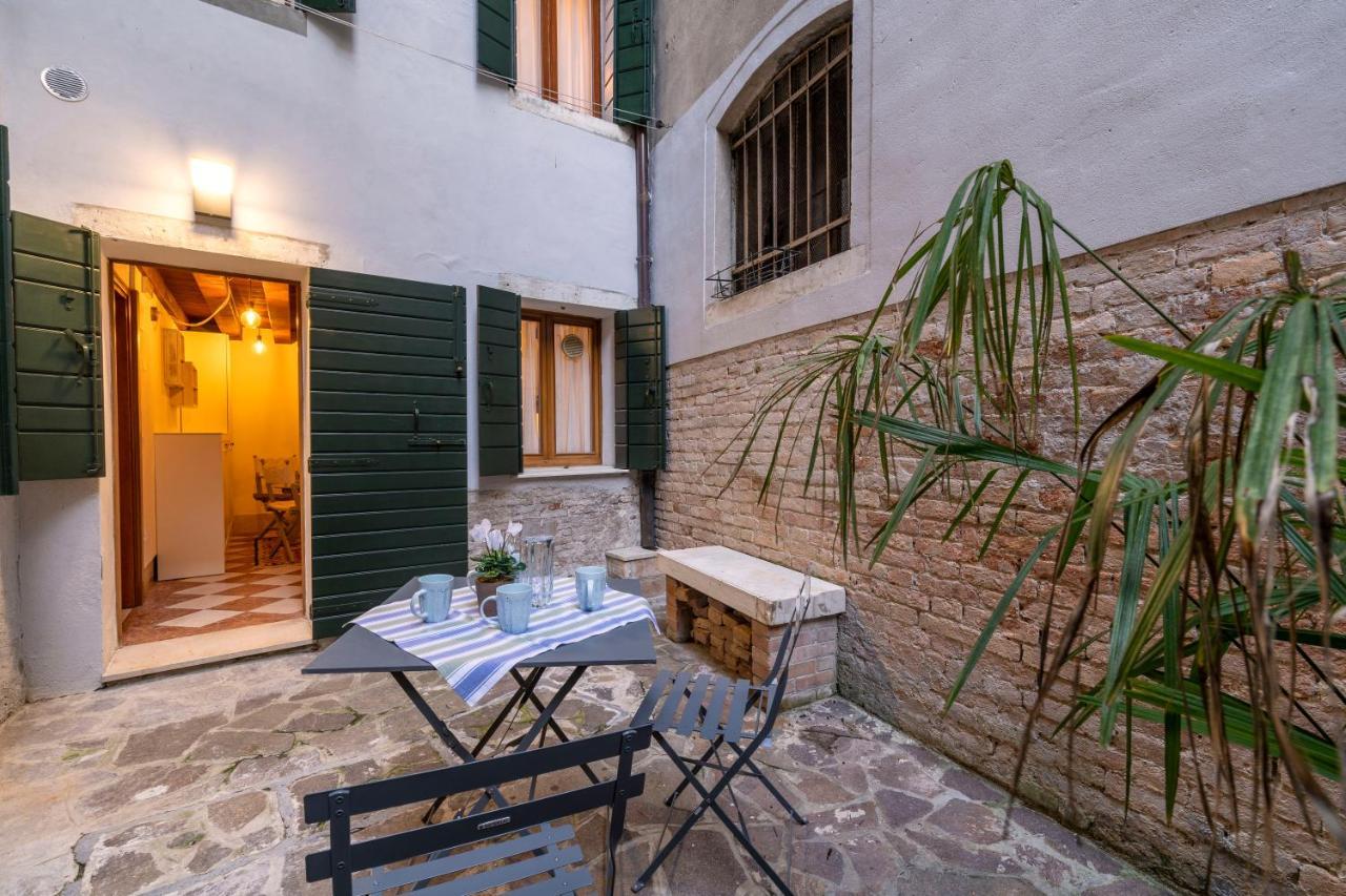San Silvestro House Apartment Венеция Екстериор снимка