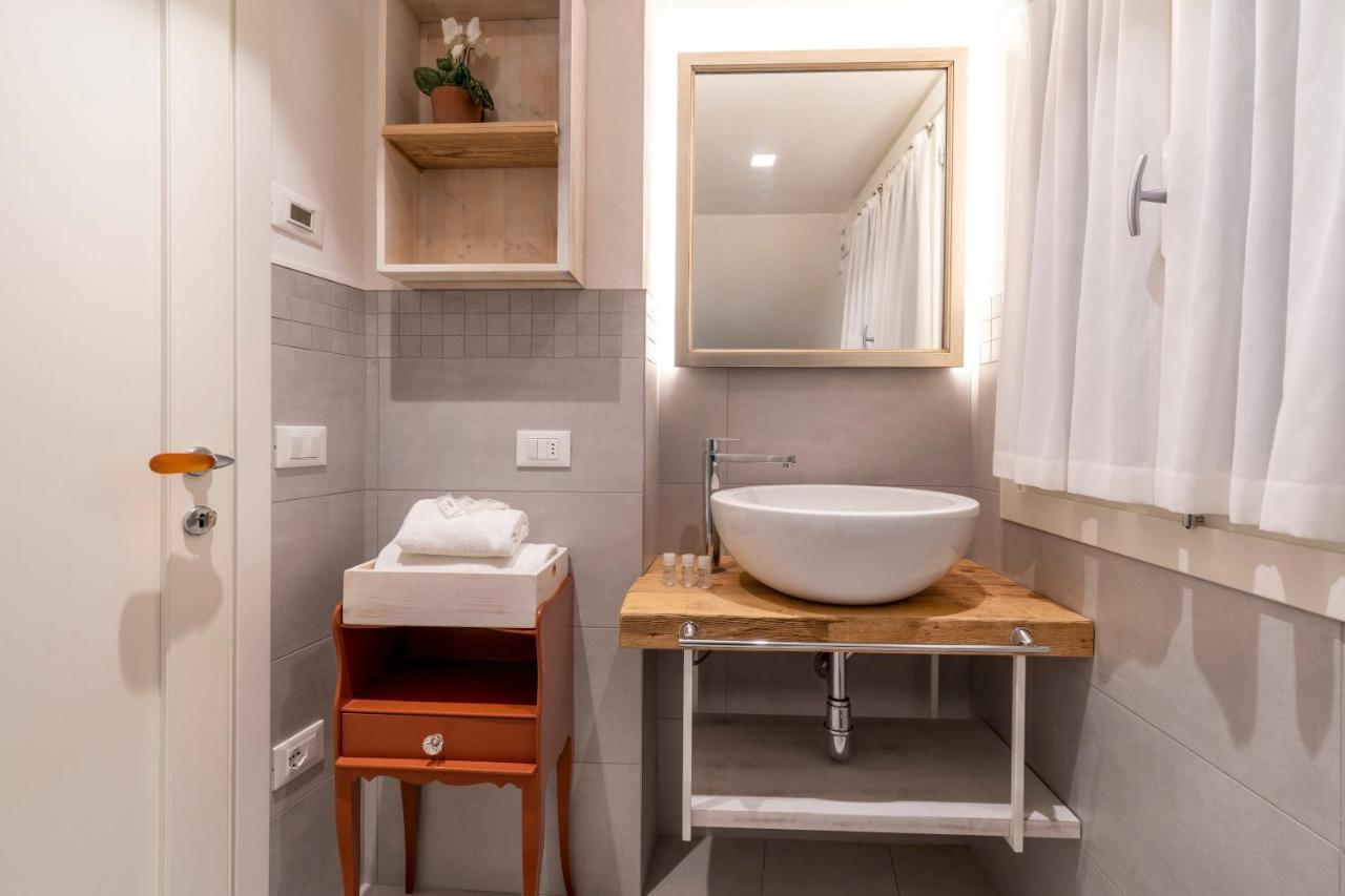 San Silvestro House Apartment Венеция Екстериор снимка