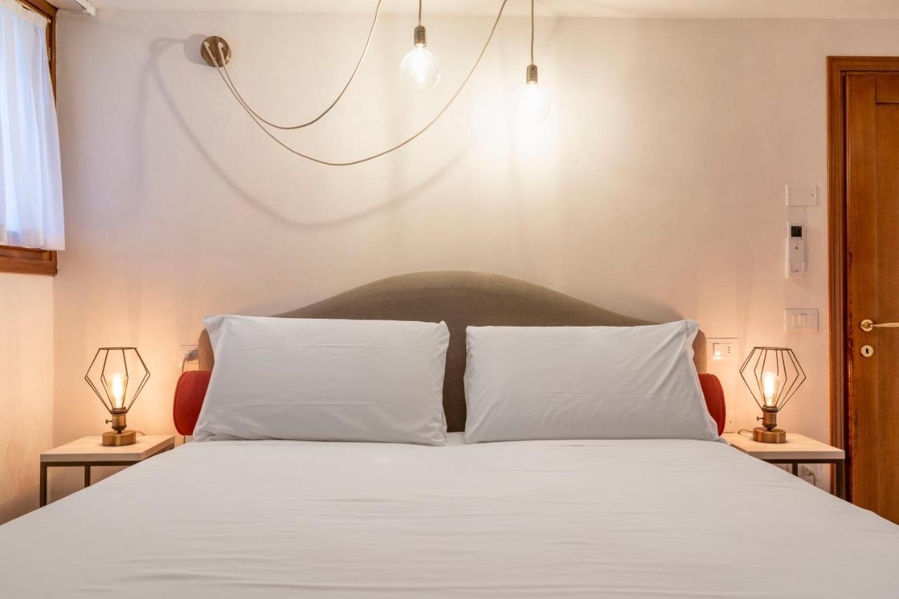 San Silvestro House Apartment Венеция Екстериор снимка