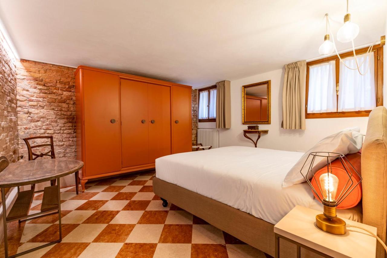 San Silvestro House Apartment Венеция Екстериор снимка