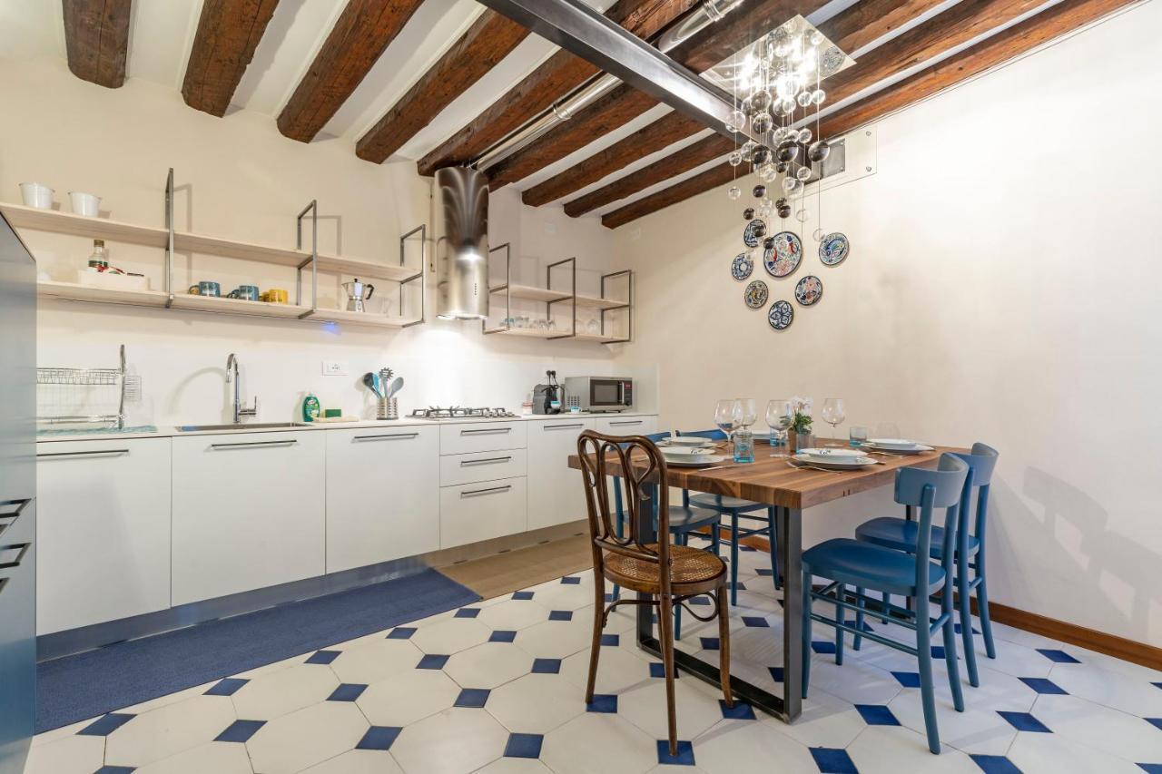 San Silvestro House Apartment Венеция Екстериор снимка