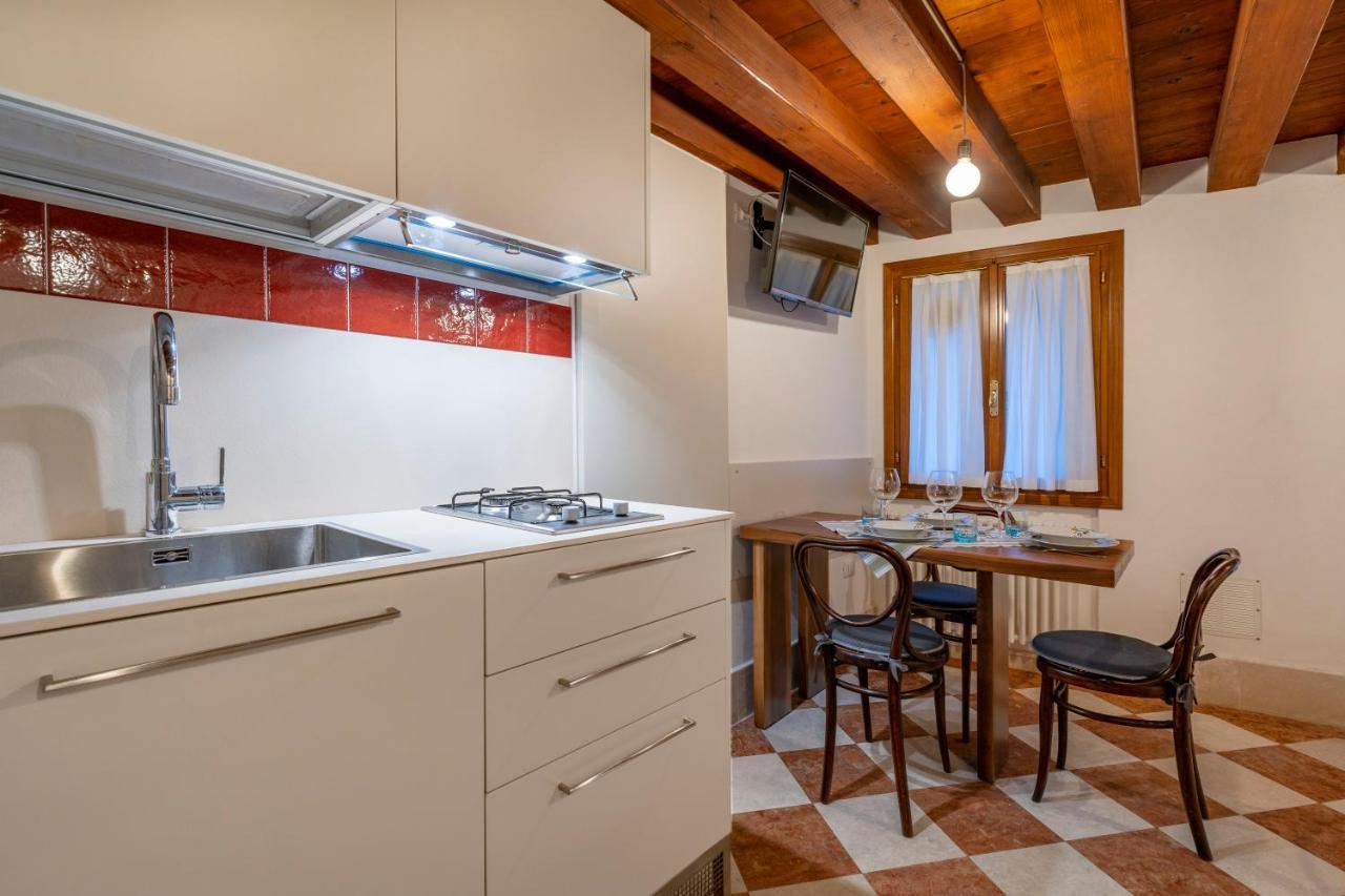 San Silvestro House Apartment Венеция Екстериор снимка